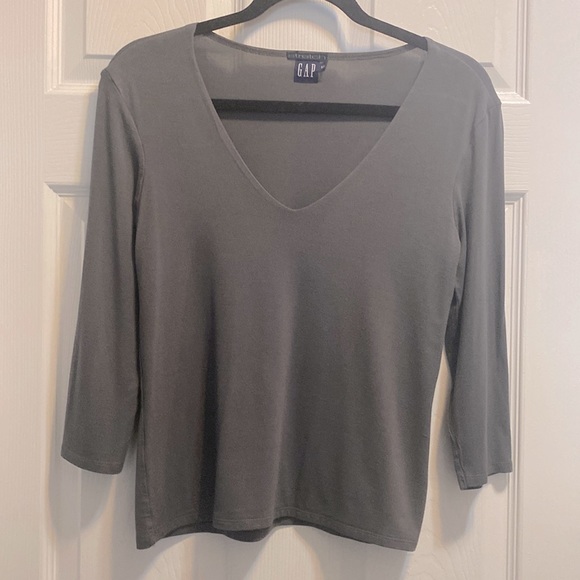 GAP V-neck 3/4 sleeve - Picture 1 of 4